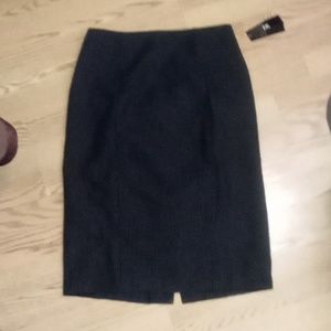 Black and white polka dot knee length skirt, junior 7